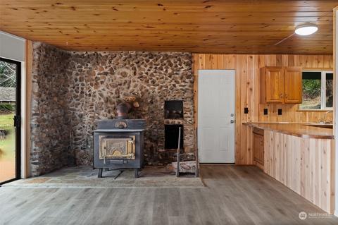 153 Lund Rd, Cosmopolis, WA 98537 photo 4