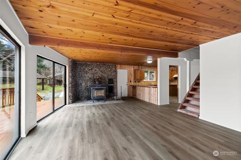 153 Lund Rd, Cosmopolis, WA 98537 photo 2