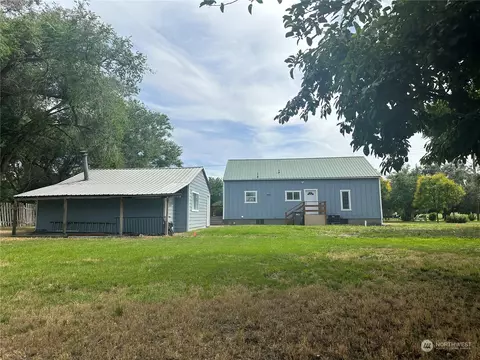 4010 W 10th Ave, Kennewick, WA 99336