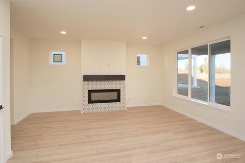 708 Cardinal Ave, Winlock, WA 98596 photo 4