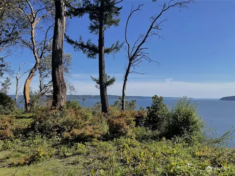 3839 G Mukilteo Way, Hat Island, WA 98206