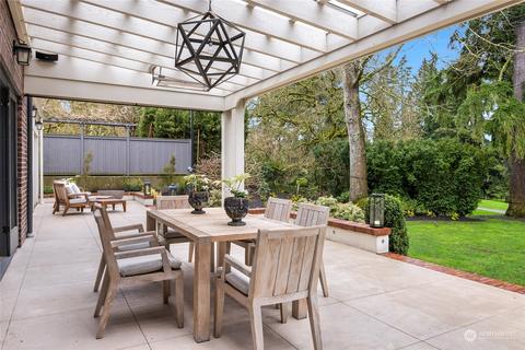 2045 Parkside Dr E, Seattle, WA 98112 photo 11