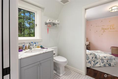 2045 Parkside Dr E, Seattle, WA 98112 photo 29