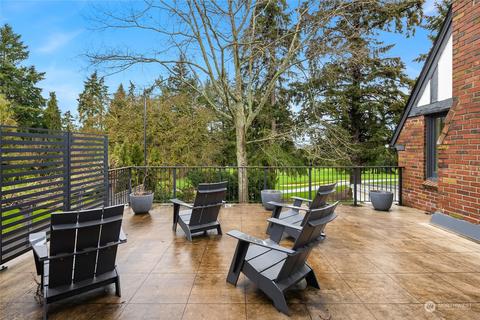 2045 Parkside Dr E, Seattle, WA 98112 photo 23