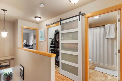 3040 Belmonte Ln, Everett, WA 98201 photo 12