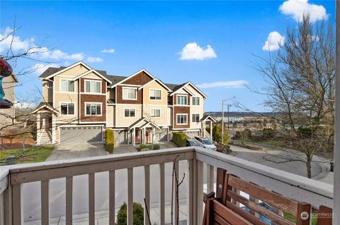 3040 Belmonte Ln, Everett, WA 98201 photo 9