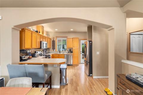 3040 Belmonte Ln, Everett, WA 98201 photo 4