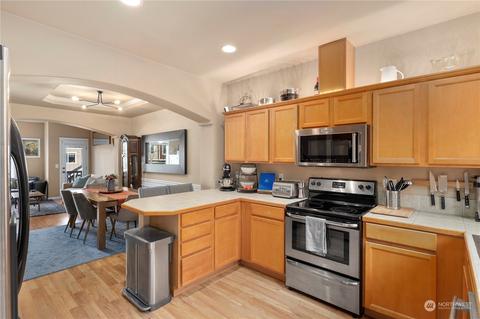 3040 Belmonte Ln, Everett, WA 98201 photo 5