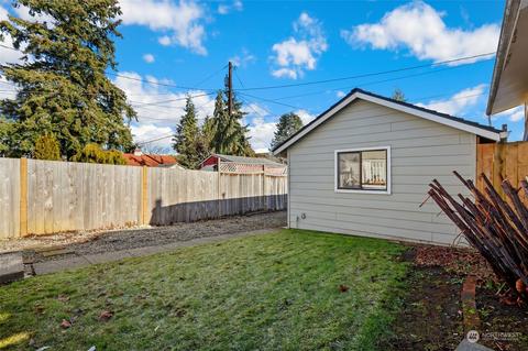 1627 Rockefeller Ave, Everett, WA 98201 photo 24