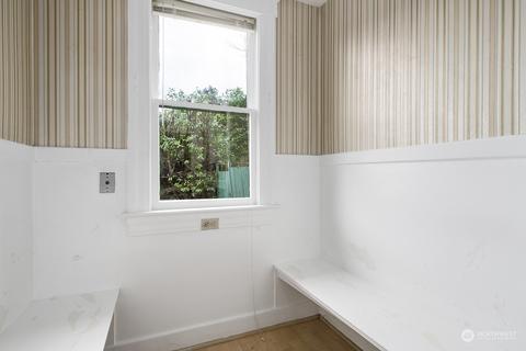 3008 E Spring St, Seattle, WA 98122 photo 12
