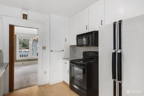 3008 E Spring St, Seattle, WA 98122 photo 14