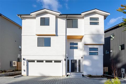 6740 21st Ave SW, Seattle, WA 98106