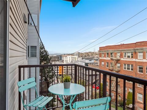 321 E Thomas St #403, Seattle, WA 98102 photo 5