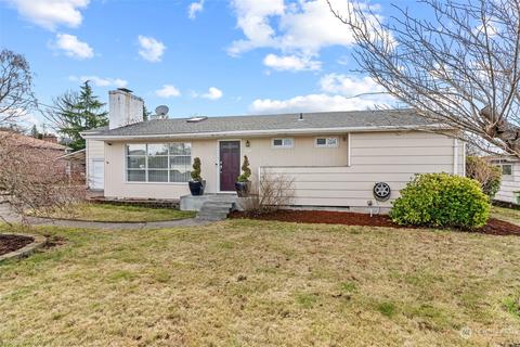 918 Crestline Dr, Longview, WA 98632 photo 1