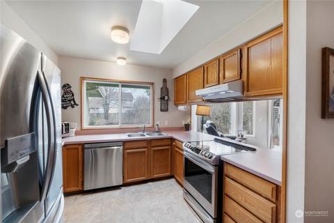 415 Chinook Ave, Enumclaw, WA 98022 photo 5