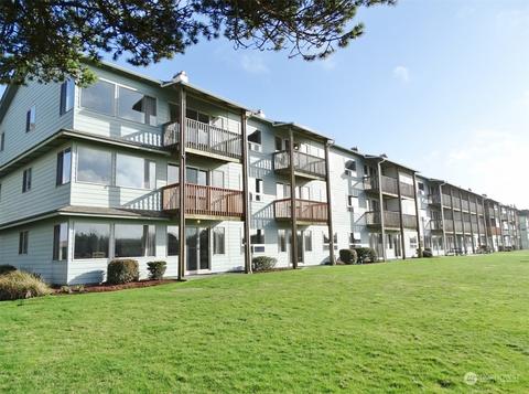 643 Ocean Shores Blvd NW #112, Ocean Shores, WA 98569