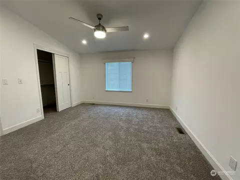 911 N Iris Ave, Sequim, WA 98382 photo 8