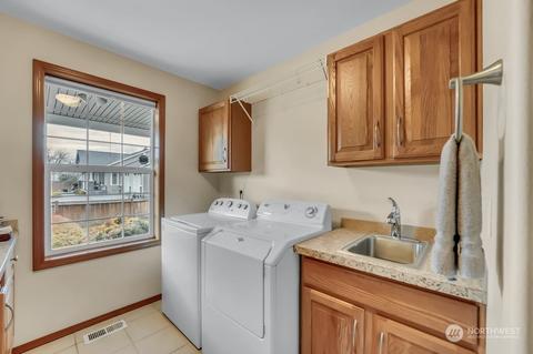 6217 Bock Ave, Sumner, WA 98390 photo 32