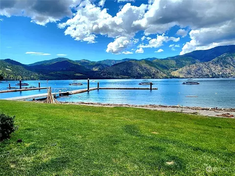 1 Lakeside 702-o, Manson, WA 98831