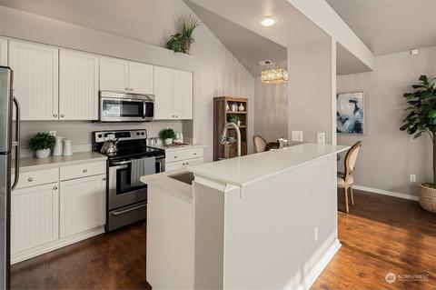 408 228th St SW #C202, Bothell, WA 98021 photo 10