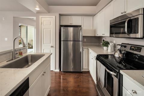 408 228th St SW #C202, Bothell, WA 98021 photo 13