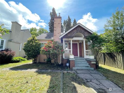 7826 Lake City Way NE, Seattle, WA 98115