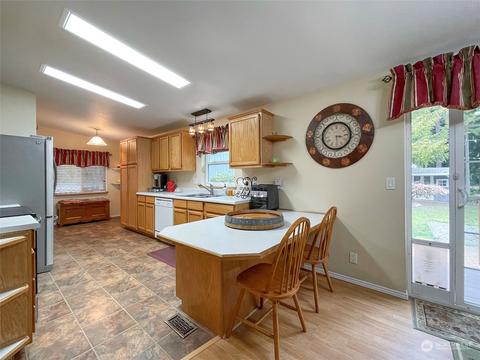 173 E Rhododendron Dr, Sequim, WA 98382 photo 10