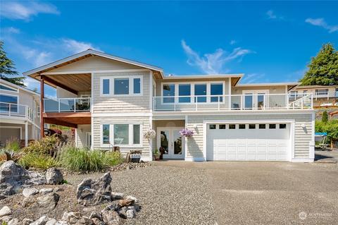 8205 Chehalis Rd, Blaine, WA 98230