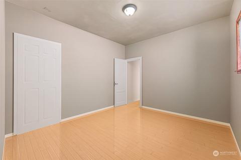 910 E 34th St, Tacoma, WA 98404 photo 24