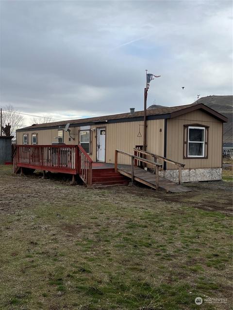 8 Clark St, Roosevelt, WA 99536