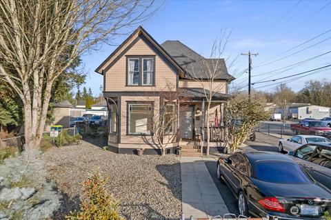 137 S Ferry Ave, Monroe, WA 98272