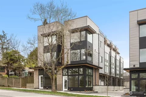 6543 A 35th Ave SW, Seattle, WA 98126