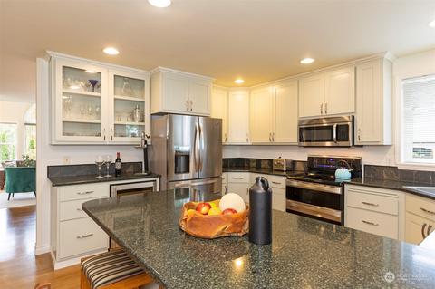21318 Damson Rd, Bothell, WA 98021 photo 13