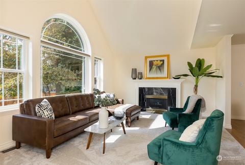 21318 Damson Rd, Bothell, WA 98021 photo 6