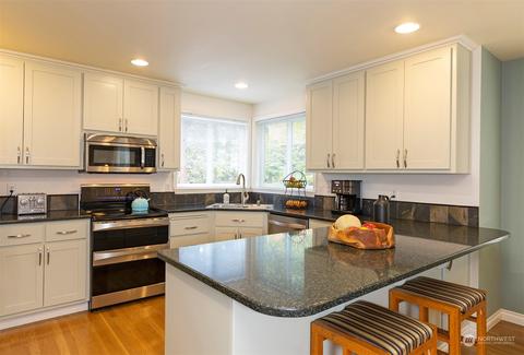 21318 Damson Rd, Bothell, WA 98021 photo 12