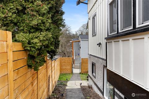 408 30th Ave E, Seattle, WA 98112 photo 4