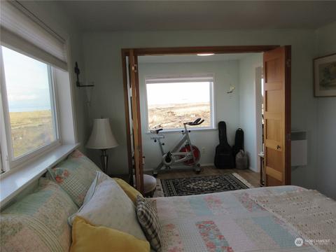 61 Three Crabs Rd, Sequim, WA 98382 photo 8