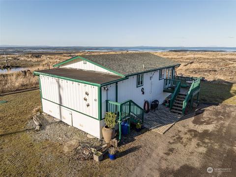 61 Three Crabs Rd, Sequim, WA 98382 photo 3