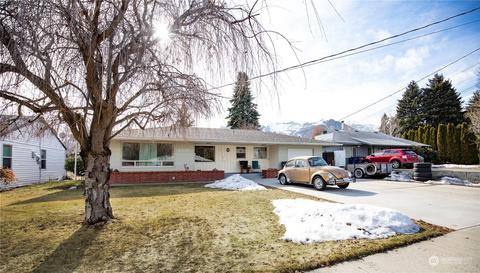 1215 Columbine St, Wenatchee, WA 98801