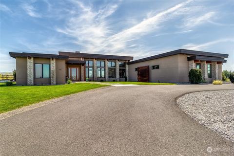 2551 Palisades Ln, Walla Walla, WA 99362