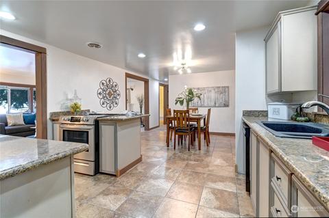 21624 8th Pl W, Bothell, WA 98021 photo 11