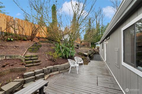 17306 Woodcrest Dr NE, Bothell, WA 98011 photo 24