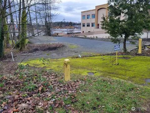 16900 44th Ave W, Lynnwood, WA 98037