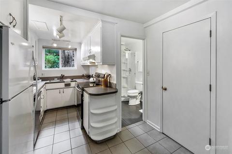 2340 14th Ave E, Seattle, WA 98112 photo 25