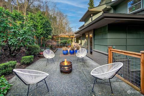 2340 14th Ave E, Seattle, WA 98112 photo 2