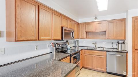 438 Harrison St, Sumner, WA 98390 photo 8