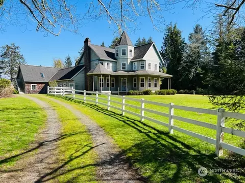 36808 Stackpole Rd, Oysterville, WA 98641