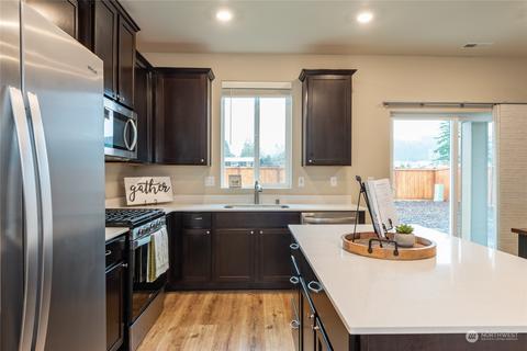 607 Vickie Ln N, Enumclaw, WA 98022 photo 8