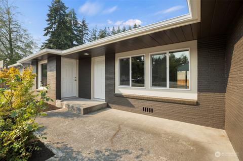 221 Madison St, Everett, WA 98203 photo 2