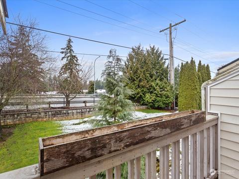 1009 112th St SE #E203, Everett, WA 98208 photo 20